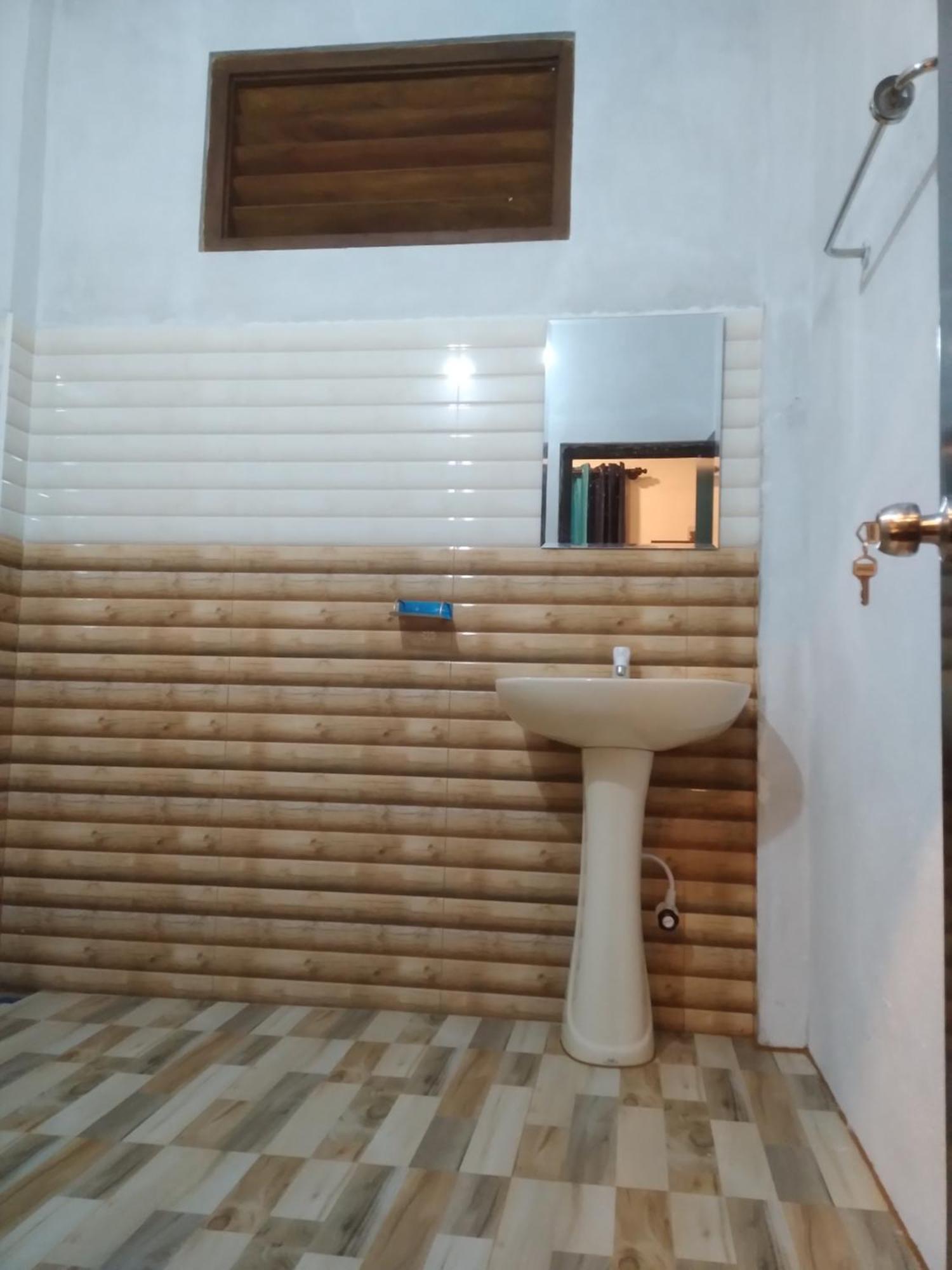 Soma Cabana, Homestay & Restaurant Tangalle Dış mekan fotoğraf
