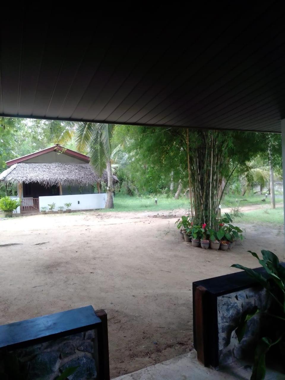 Soma Cabana, Homestay & Restaurant Tangalle Dış mekan fotoğraf